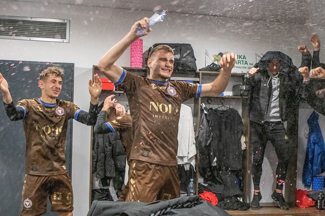 都能从这场 都能从这场